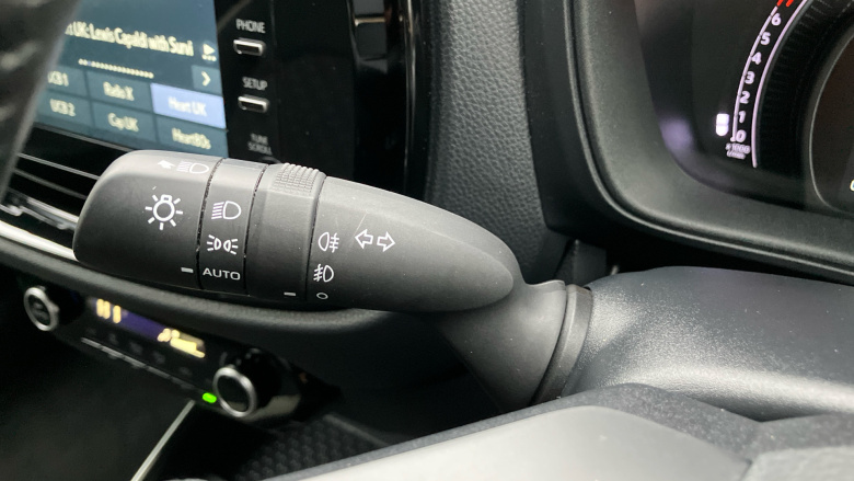 Toyota Aygo X 1.0 VVT-i Edge 5dr Petrol Hatchback